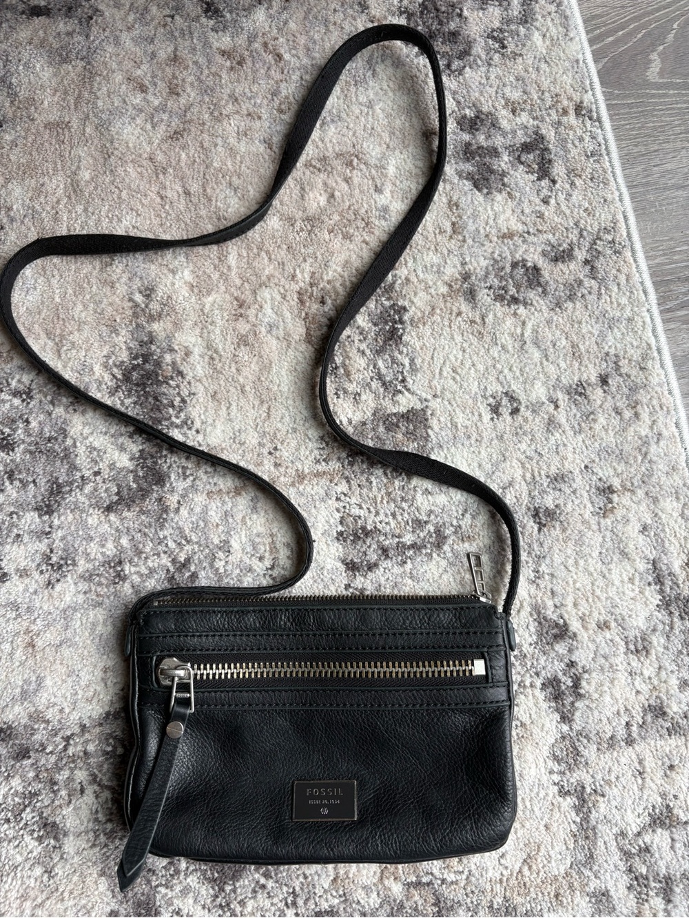Fossil Black Leather Crossbody with Front Zip Pocket